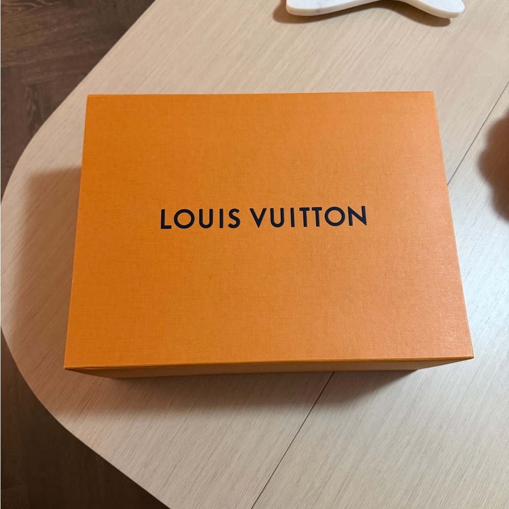 AUTHENTIC Louis Vuitton Monogram Pochette Metis Bag - Picture 15 of 15